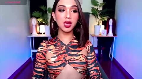 Snapshot of itsmesofiaa69 chatting on October 4, 8:37 am Sofia online show from October 4, 8:37 am