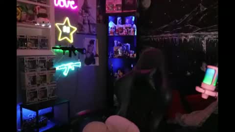 Nicki Foxx online show from February 2, 12:19 am