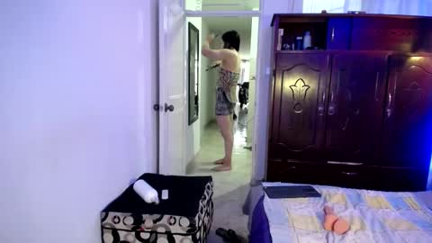 Snapshot of ivonne__hot chatting on January 27, 6:52 pm ivonne__hot online show from January 27, 6:52 pm
