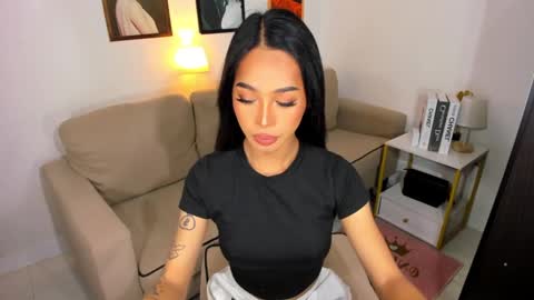 kirstenelsie online show from January 11, 5:10 am