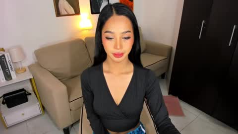 kirstenelsie online show from January 16, 3:23 am