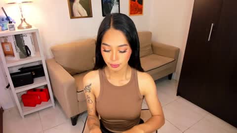 kirstenelsie online show from February 3, 12:36 am