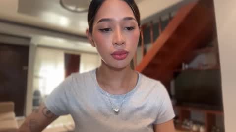 kirstenelsie online show from February 4, 6:51 am