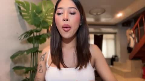 kirstenelsie online show from February 24, 3:21 am