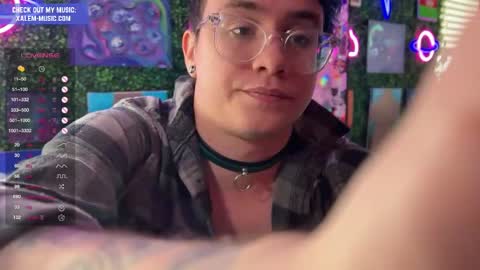 Muse hethey online show from December 31, 9:06 pm