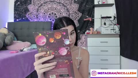 Snapshot of jade__weed chatting on January 29, 11:46 pm online show from January 29, 11:46 pm