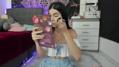 Snapshot of jade__weed chatting on February 7, 10:41 pm online show from February 7, 10:41 pm