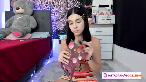 Snapshot of jade__weed chatting on February 24, 9:41 pm online show from February 24, 9:41 pm