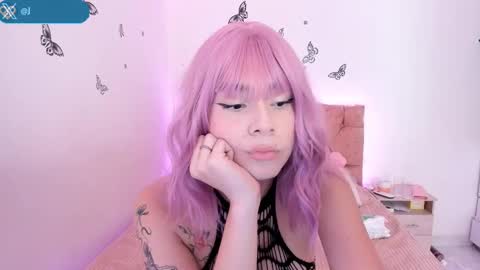 Snapshot of jade__weed chatting on September 19, 12:16 am online show from September 19, 12:16 am