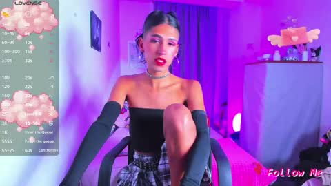 Snapshot of jadebenett chatting on October 9, 2:46 am Jade Benett online show from October 9, 2:46 am