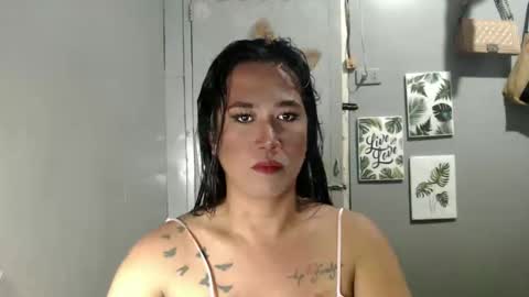 Snapshot of jamessie07 chatting on January 2, 10:37 am jamessie07 online show from January 2, 10:37 am