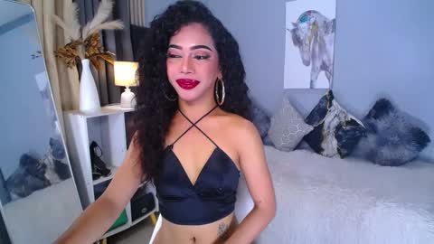 Snapshot of janemonet chatting on February 26, 2:37 am janemonet online show from February 26, 2:37 am