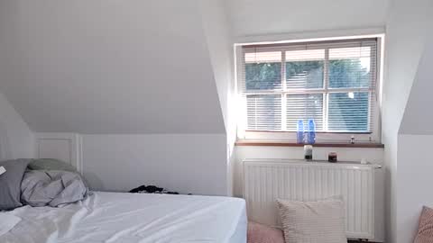 janetrans online show from March 6, 3:52 pm