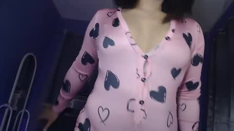 Snapshot of jasmine_arousal chatting on January 3, 1:05 am JASMINE online show from January 3, 1:05 am