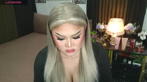 Snapshot of jasmine_brandy chatting on September 10, 2:21 am Jasmine Brandy online show from September 10, 2:21 am