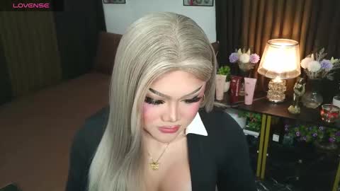 Snapshot of jasmine_brandy chatting on September 16, 2:38 am Jasmine Brandy online show from September 16, 2:38 am