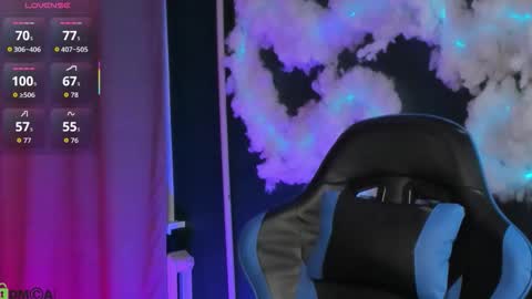 Jean online show from December 16, 11:37 am