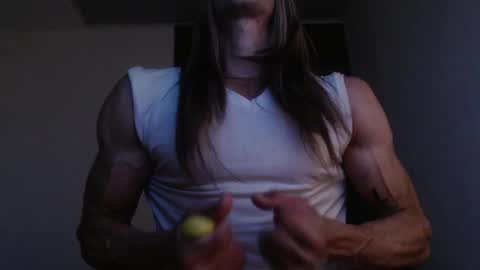 Snapshot of jeanys_sneider chatting on January 24, 12:10 am Jeays online show from January 24, 12:10 am