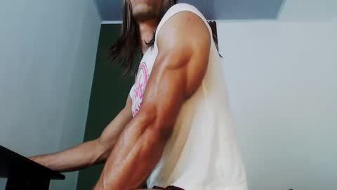 Snapshot of jeanys_sneider chatting on September 9, 10:08 pm Jeays online show from September 9, 10:08 pm