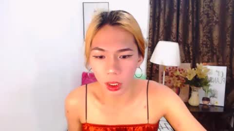 Snapshot of jellow21inchcock chatting on March 3, 1:17 am KYLAHARDFUCKER online show from March 3, 1:17 am