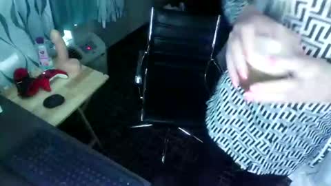 Snapshot of jennacd4life chatting on January 26, 5:34 pm Jenna Cross online show from January 26, 5:34 pm