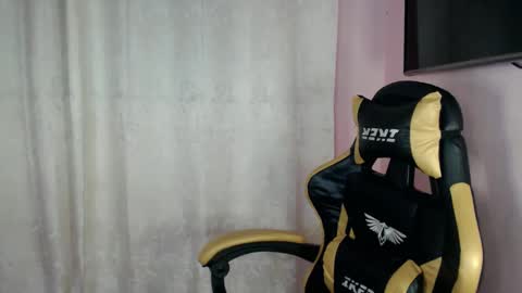 Snapshot of jerkaholic_aneca chatting on February 2, 2:48 am jerkaholic_aneca online show from February 2, 2:48 am