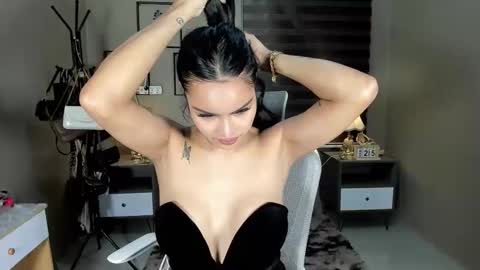 Snapshot of jerkingjenaxxx chatting on February 26, 1:00 am JENA online show from February 26, 1:00 am