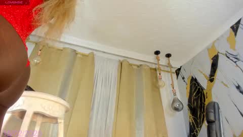 Snapshot of jesica_sanchez chatting on February 15, 8:56 pm jesica_sanchez online show from February 15, 8:56 pm
