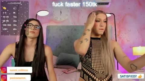 JESSI AND NAOMI online show from October 3, 12:10 am