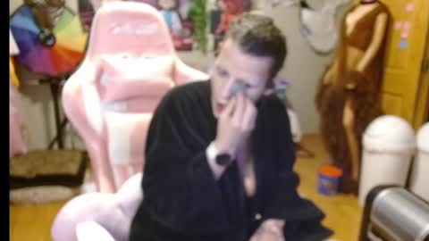 Snapshot of jessyboi0504 chatting on February 1, 11:10 am seductress Cyber Succubus online show from February 1, 11:10 am