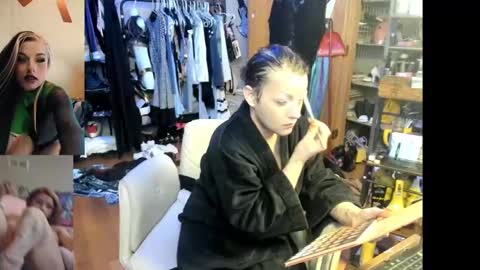 Snapshot of jessyboi0504 chatting on September 24, 11:27 am seductress Cyber Succubus online show from September 24, 11:27 am