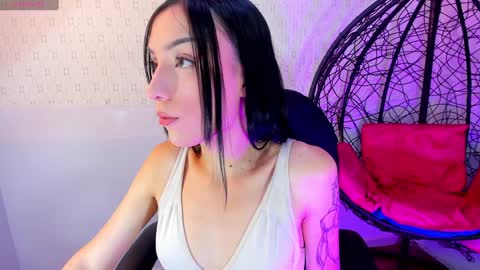 Snapshot of jeyandblae_ chatting on December 9, 3:54 pm Jey online show from December 9, 3:54 pm