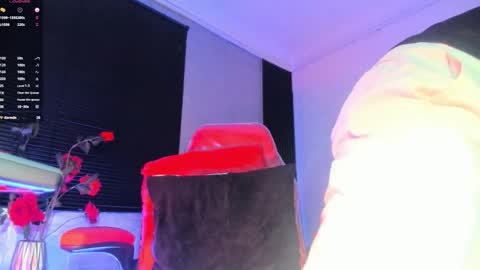 jhonymiller online show from October 12, 8:33 pm