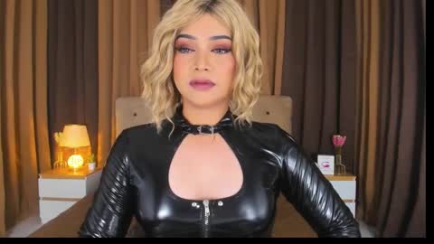 jilianward online show from September 23, 12:05 am