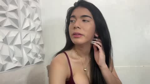 Snapshot of joanaemerald chatting on February 8, 11:13 pm joana online show from February 8, 11:13 pm