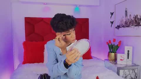 Snapshot of jonas_hiill chatting on September 28, 2:05 pm Jonas online show from September 28, 2:05 pm