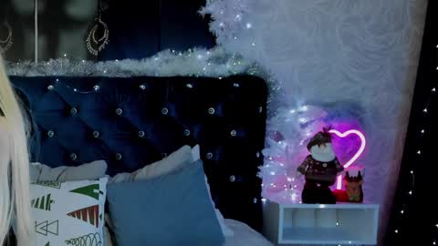 Snapshot of joybarker chatting on December 22, 7:42 pm Joy Barker online show from December 22, 7:42 pm