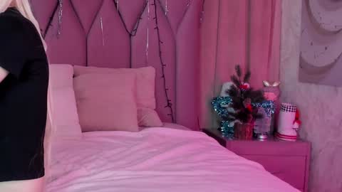 Snapshot of joybarker chatting on January 11, 1:43 pm Joy Barker online show from January 11, 1:43 pm