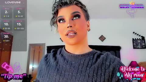 Jujubee online show from December 27, 3:27 pm
