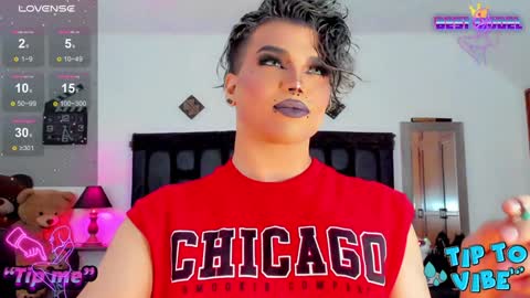 Jujubee online show from January 11, 4:25 pm