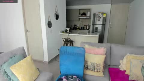 Snapshot of julessy_bonny chatting on February 13, 2:09 pm julessy online show from February 13, 2:09 pm
