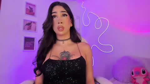 Snapshot of julietabomgv chatting on March 2, 11:17 pm julietabomgv online show from March 2, 11:17 pm