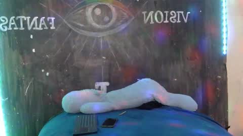 Snapshot of julieth_wolf chatting on February 2, 2:06 am Julieth Wolf online show from February 2, 2:06 am