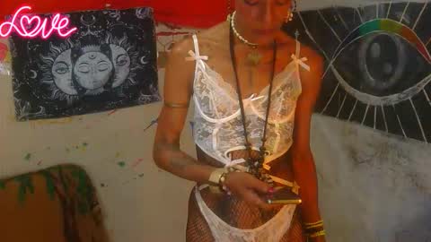 Snapshot of julieth_wolf chatting on October 1, 5:35 pm Julieth Wolf online show from October 1, 5:35 pm