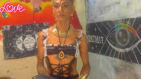 Snapshot of julieth_wolf chatting on October 2, 10:20 pm Julieth Wolf online show from October 2, 10:20 pm