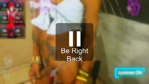 Julieth Wolf online show from November 14, 7:05 am