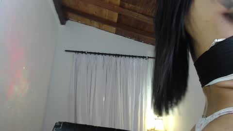 Snapshot of july_smith_ chatting on January 23, 6:56 pm online show from January 23, 6:56 pm