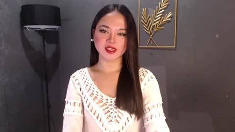 Snapshot of just_julia21 chatting on December 13, 2:10 am just_julia21 online show from December 13, 2:10 am