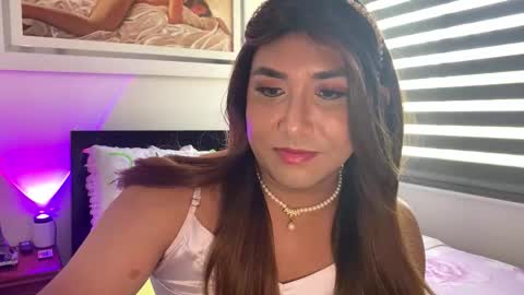 Snapshot of k_i_m_o_r_a_h chatting on October 2, 2:39 pm KIM online show from October 2, 2:39 pm