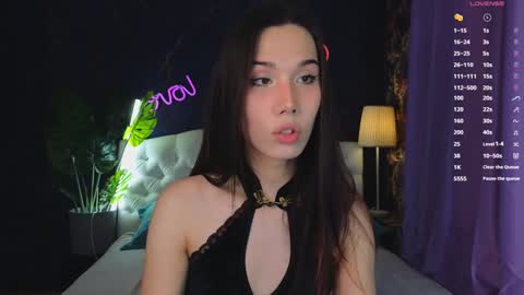 Snapshot of kaiasunshine chatting on January 25, 3:25 pm Kaia Monday Thursday FridaySaturdaySunday online show from January 25, 3:25 pm